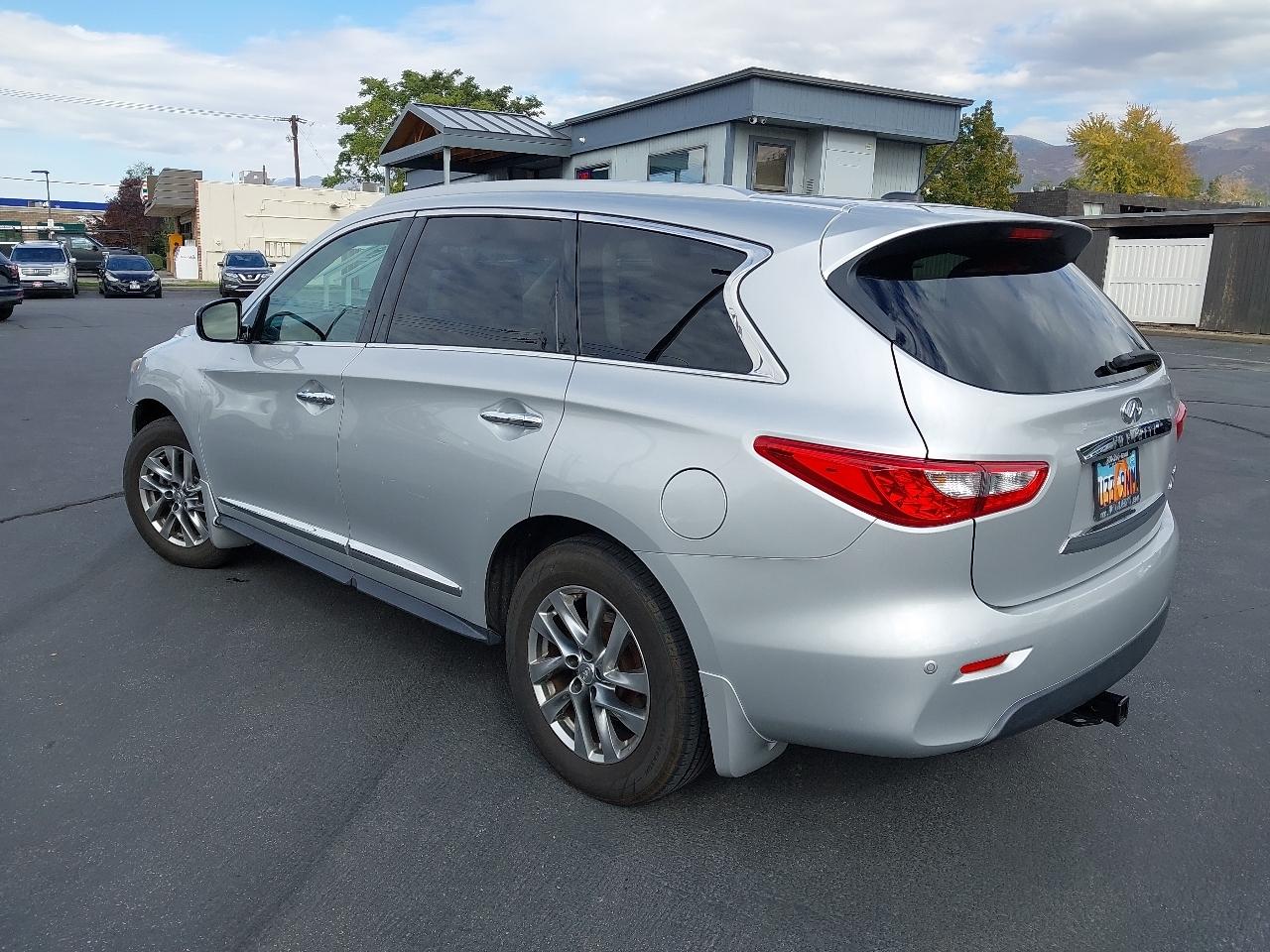 Infiniti JX35 AWD 4dr 2013