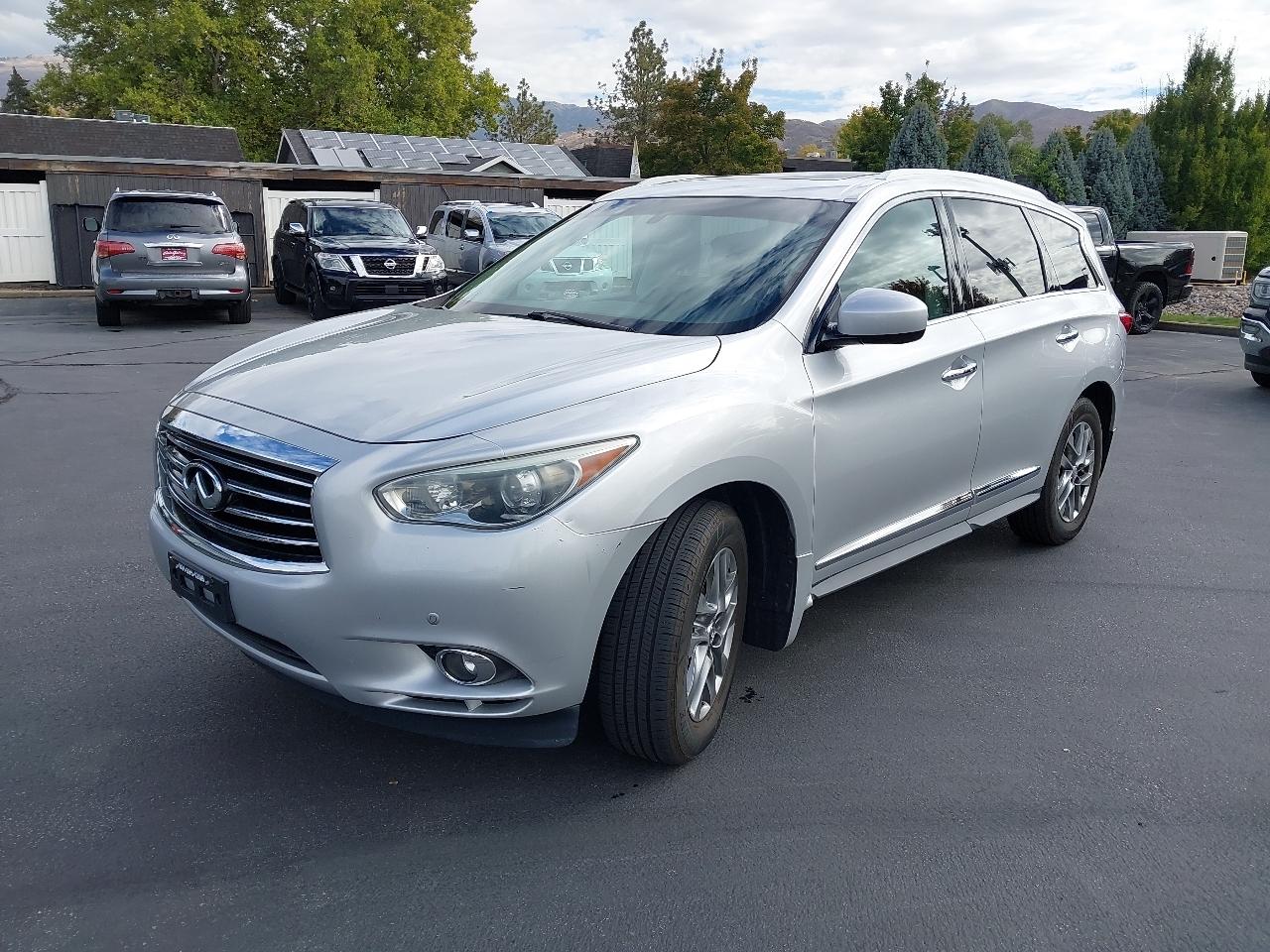 Infiniti JX35 AWD 4dr 2013