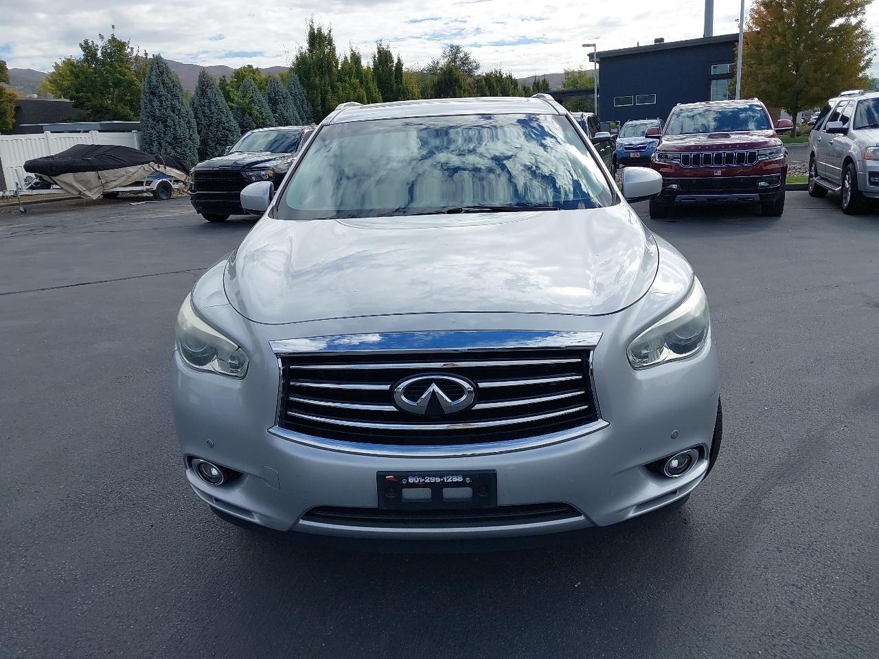 Infiniti JX35 AWD 4dr 2013