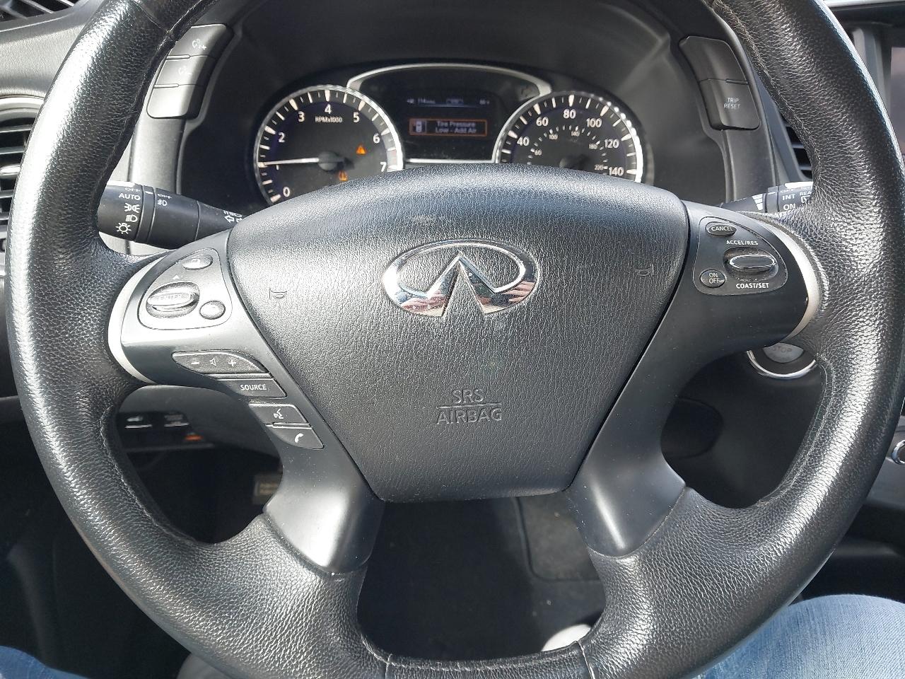 Infiniti JX35 AWD 4dr 2013