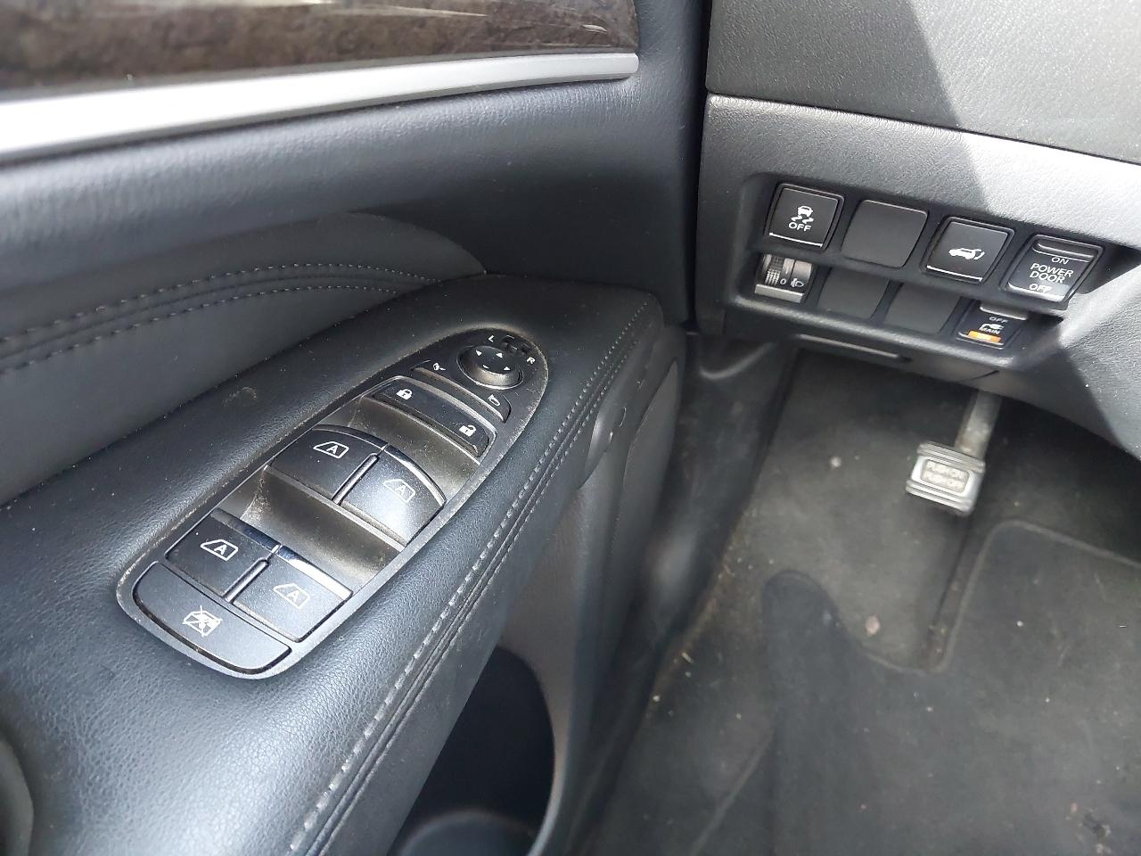 Infiniti JX35 AWD 4dr 2013
