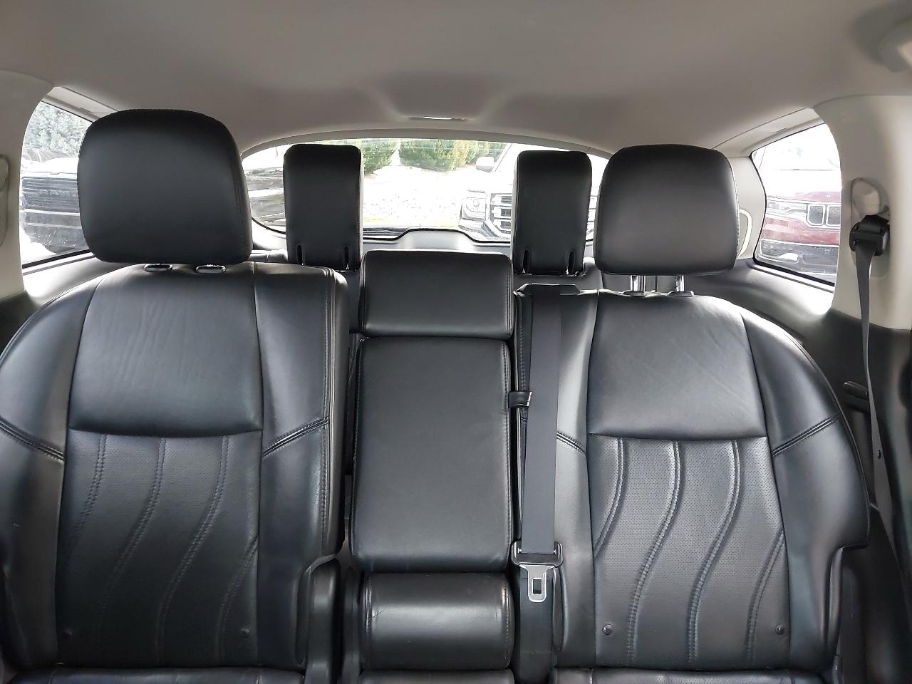 Infiniti JX35 AWD 4dr 2013