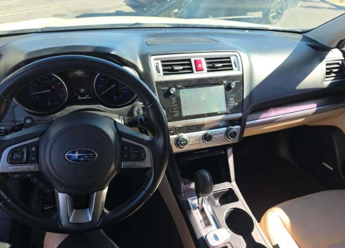 Subaru Outback 4dr Wgn 2.5i Limited PZEV 2015