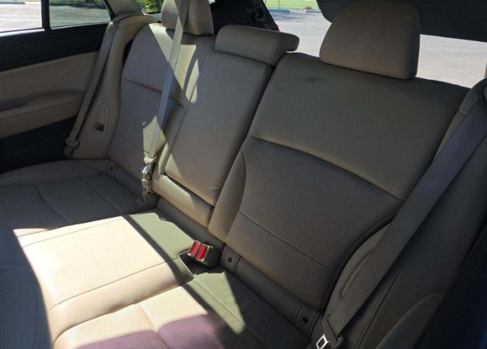 Subaru Outback 4dr Wgn 2.5i Limited PZEV 2015