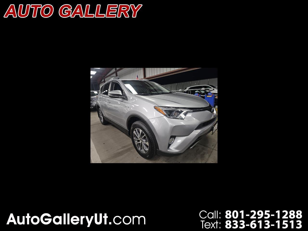 Toyota RAV4 Hybrid XLE AWD (Natl) 2017