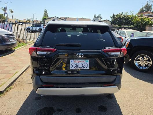 Toyota RAV4 Adventure AWD (Natl) 2019