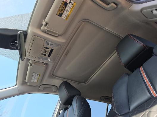Toyota RAV4 Adventure AWD (Natl) 2019