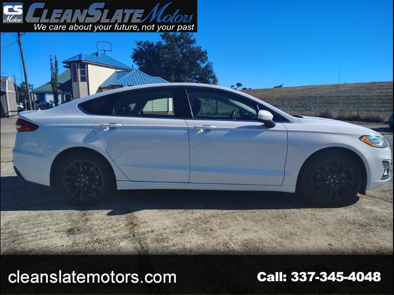 2020 Ford Fusion SE