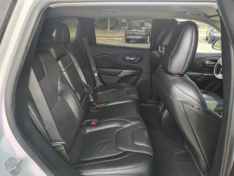 Jeep Cherokee Limited FWD 2019