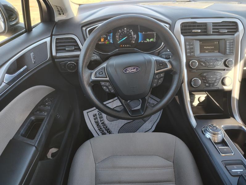 Ford Fusion Hybrid S 2018