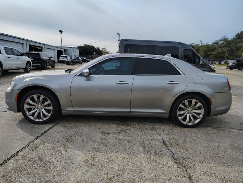 Chrysler 300 Limited RWD 2018