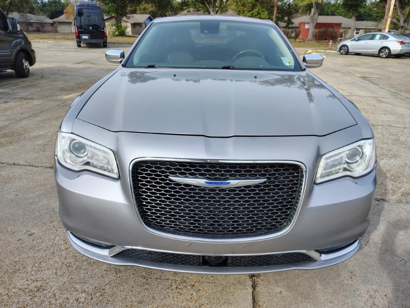 Chrysler 300 Limited RWD 2018