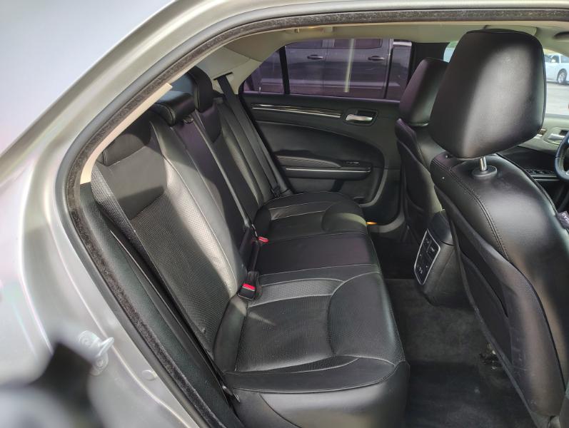 Chrysler 300 Limited RWD 2018