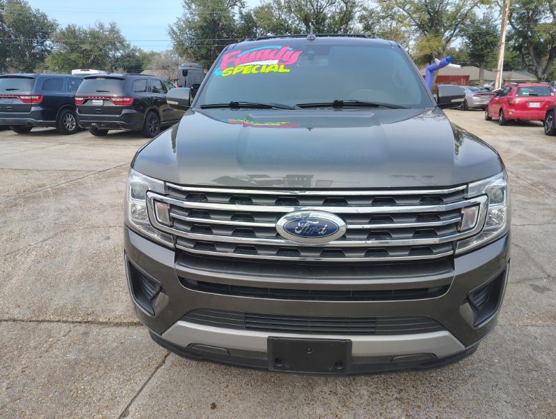 Ford Expedition XLT 2020