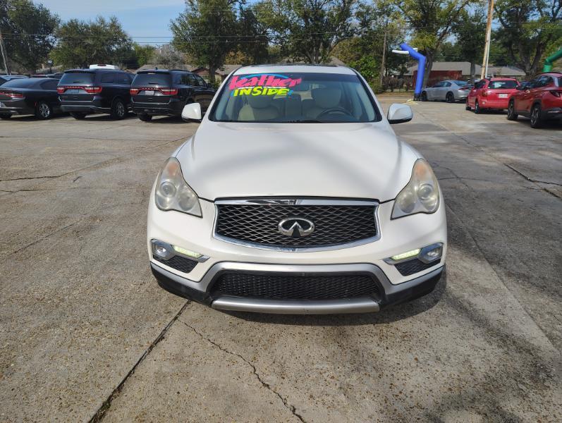 Infiniti QX50 Base RWD 2017