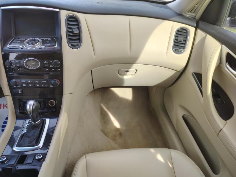 Infiniti QX50 Base RWD 2017