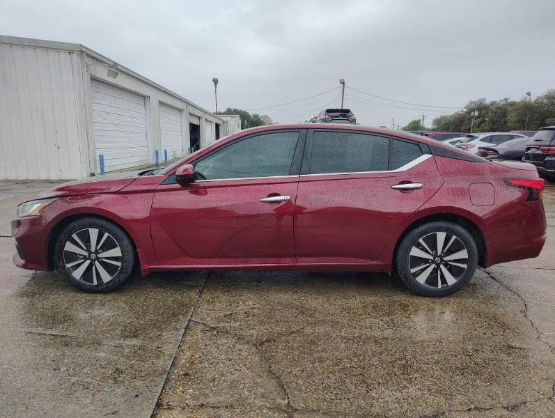 Nissan Altima 2.5 SV 2022