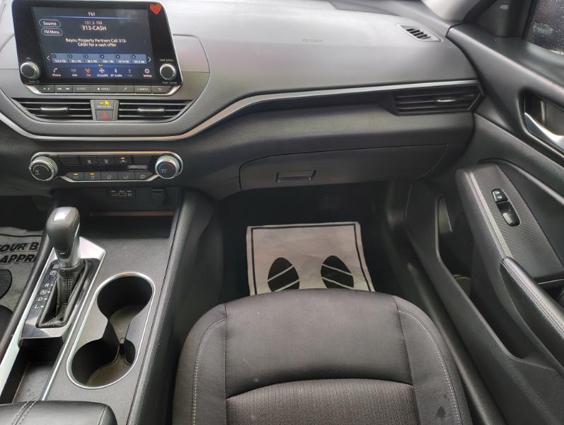 Nissan Altima 2.5 SV 2022