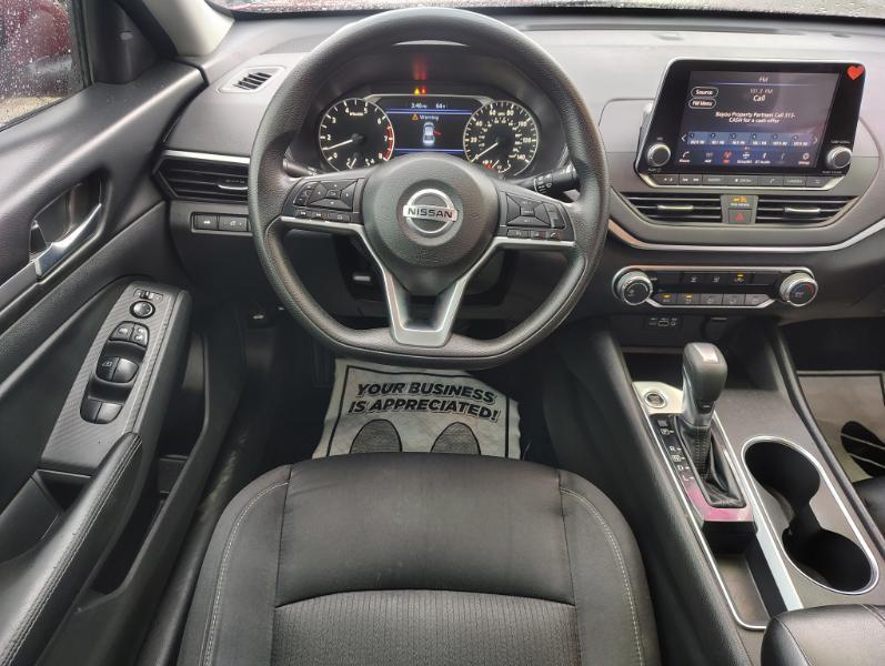 Nissan Altima 2.5 SV 2022