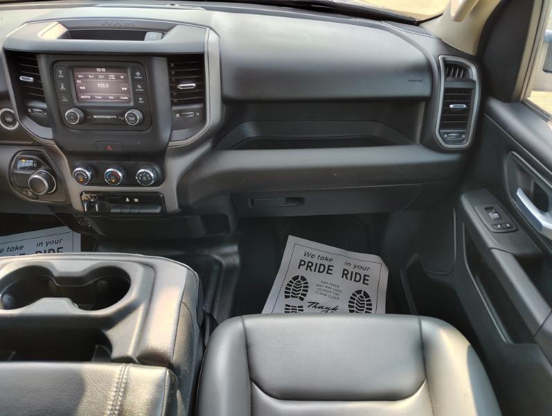 RAM 1500 Tradesman Quad Cab 2WD 2020