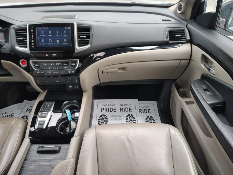 Honda Pilot Touring 2WD 2016