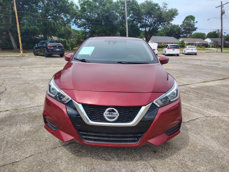 Nissan Versa SV 2021