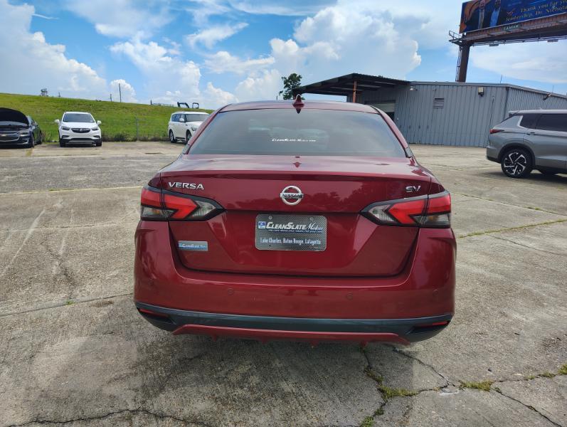 Nissan Versa SV 2021