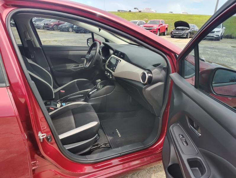 Nissan Versa SV 2021