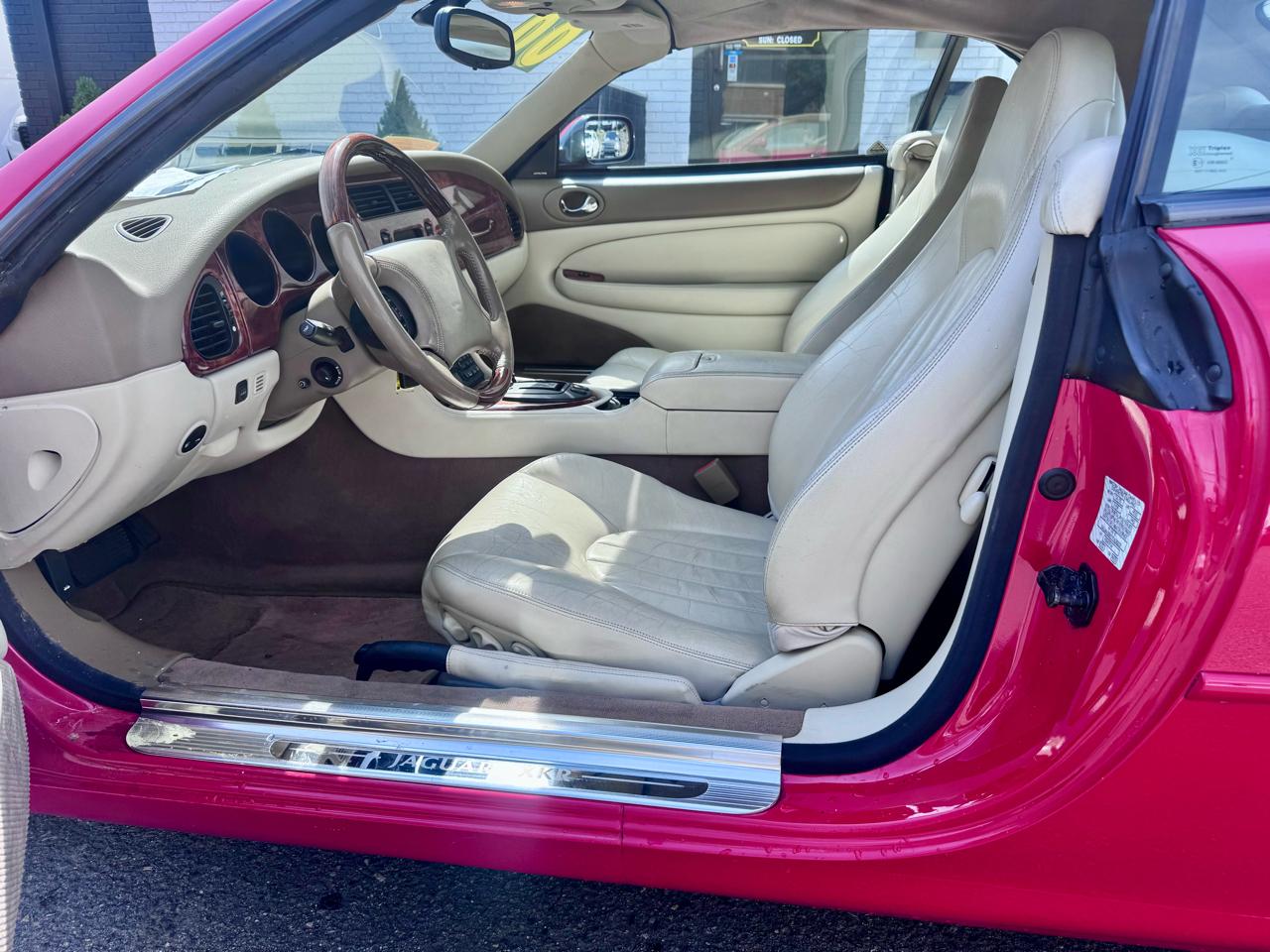 Jaguar XK8 XKR Convertible 2000