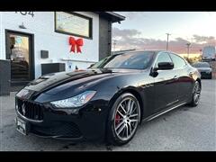 2014 Maserati Ghibli 
