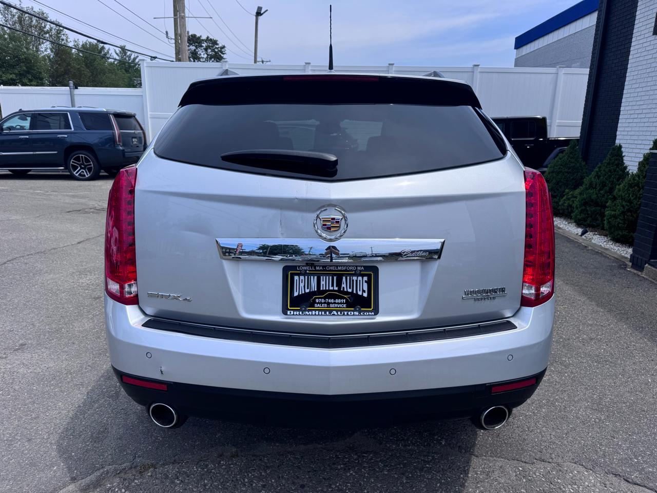 Cadillac SRX Luxury Collection AWD 2011