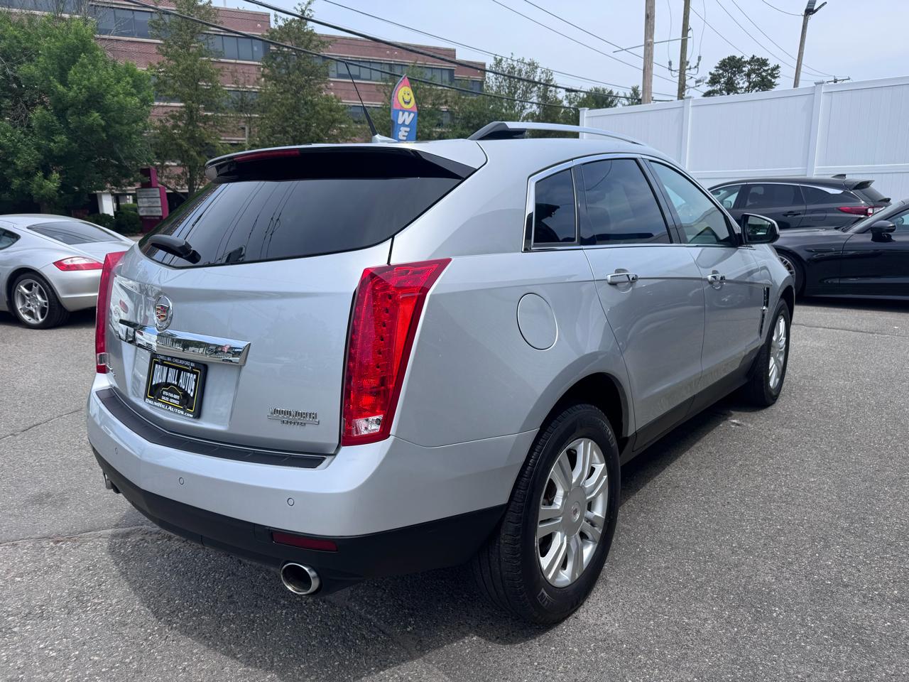 Cadillac SRX Luxury Collection AWD 2011