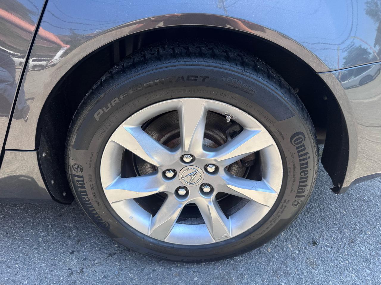 Acura TL 6-Speed AT 2012