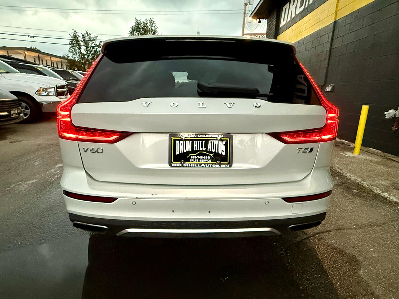 2020 Volvo V60 Cross Country T5 AWD photo 4