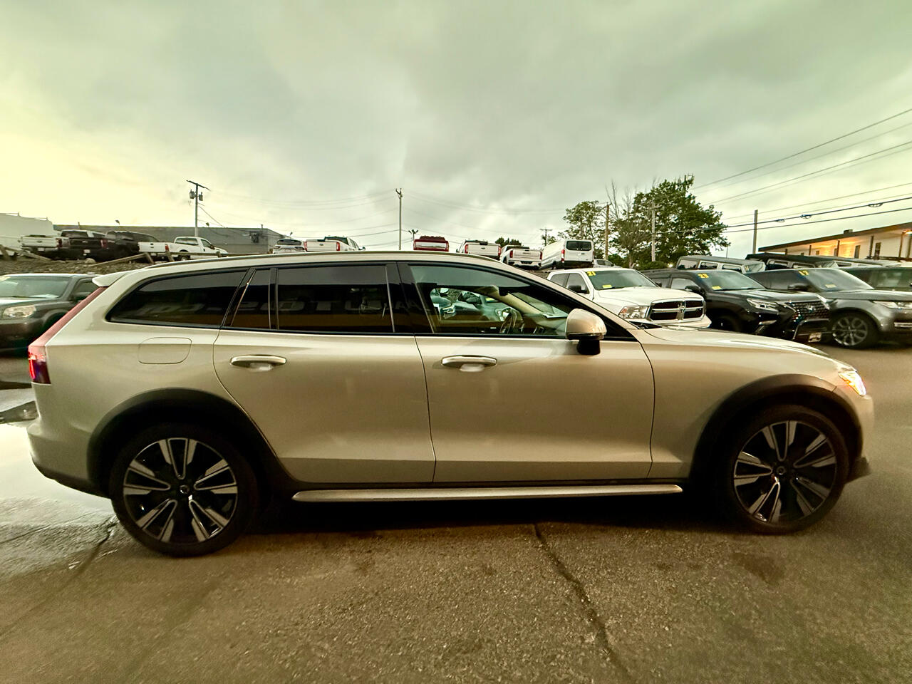 2020 Volvo V60 Cross Country T5 AWD photo 6