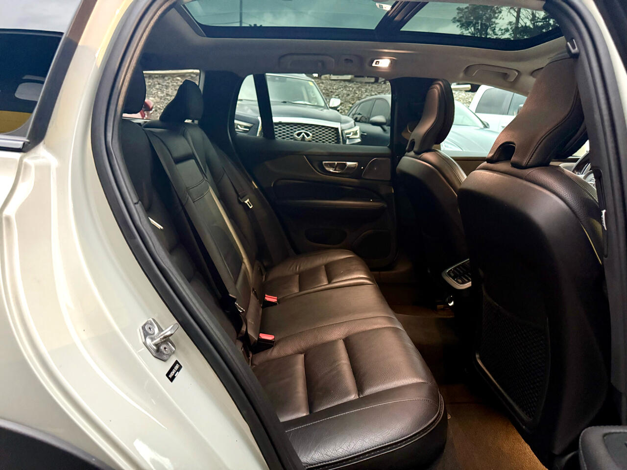 2020 Volvo V60 Cross Country T5 AWD photo 24
