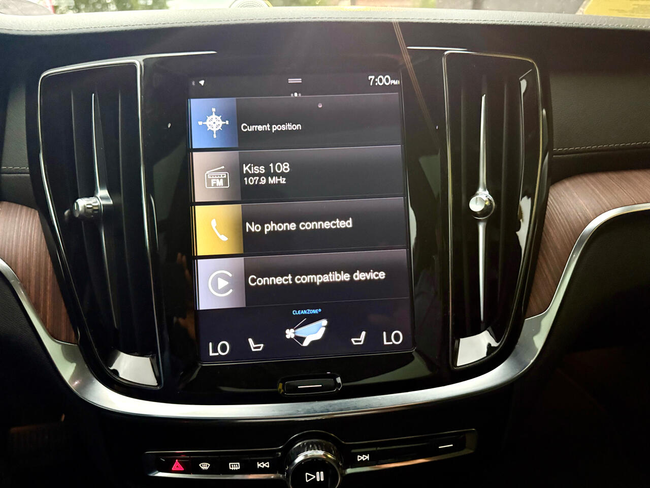 2020 Volvo V60 Cross Country T5 AWD photo 35