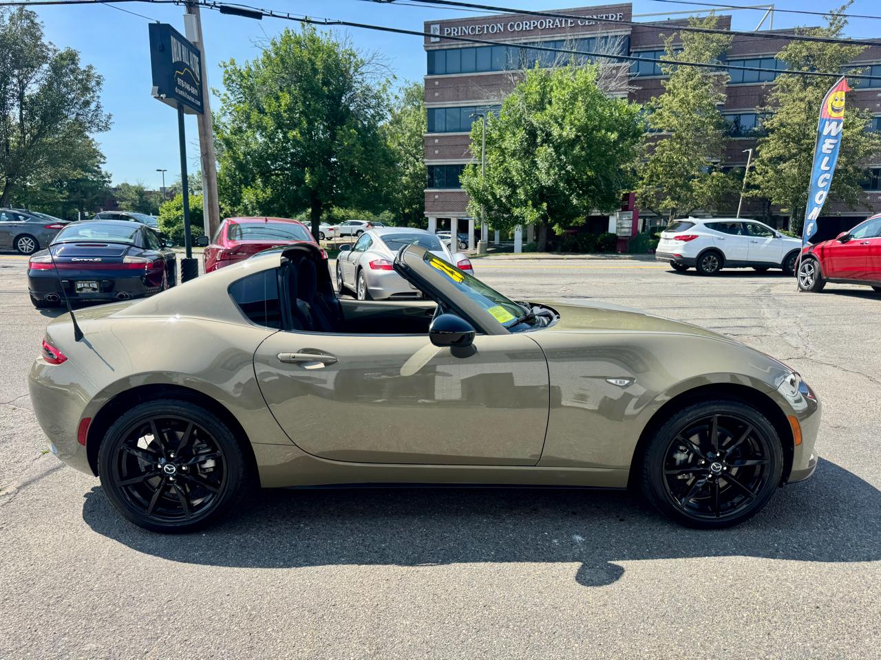 Mazda MX-5 Miata RF Club 6AT 2023