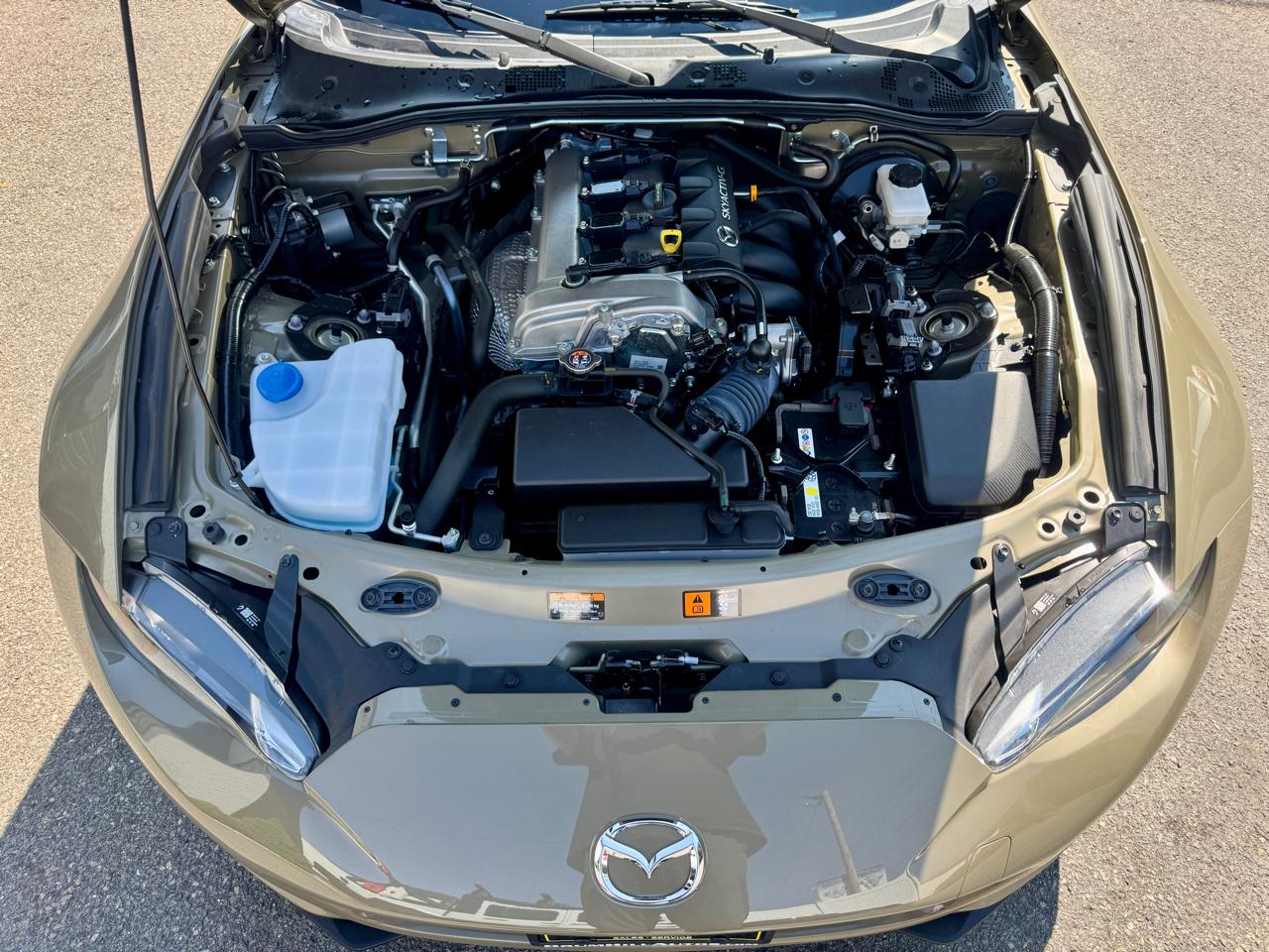 Mazda MX-5 Miata RF Club 6AT 2023