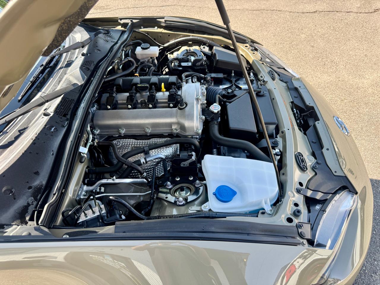 Mazda MX-5 Miata RF Club 6AT 2023