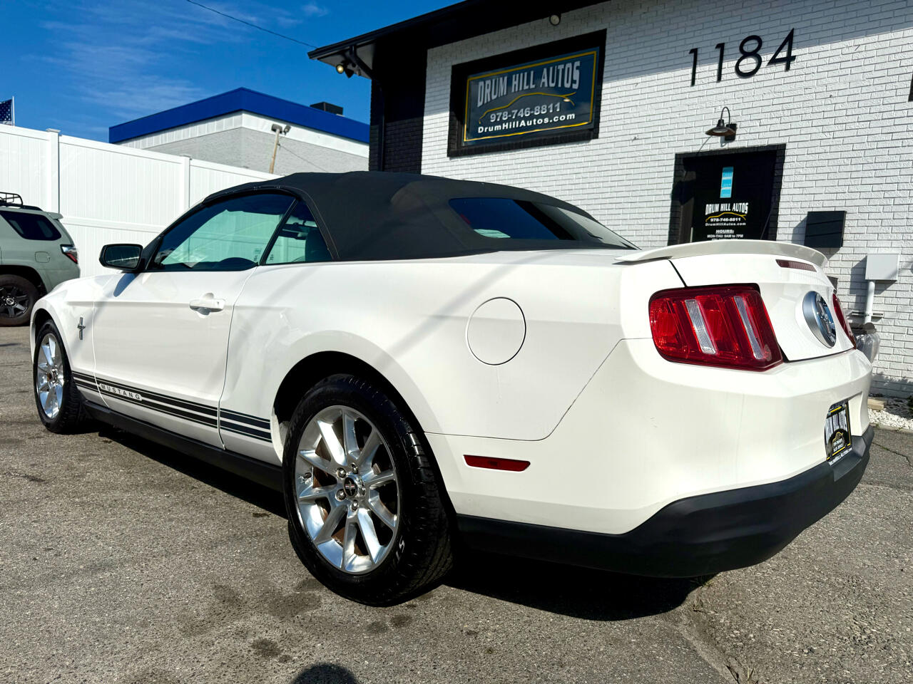 Ford Mustang V6 Convertible 2010 Ford Mustang V6 Convertible 2010