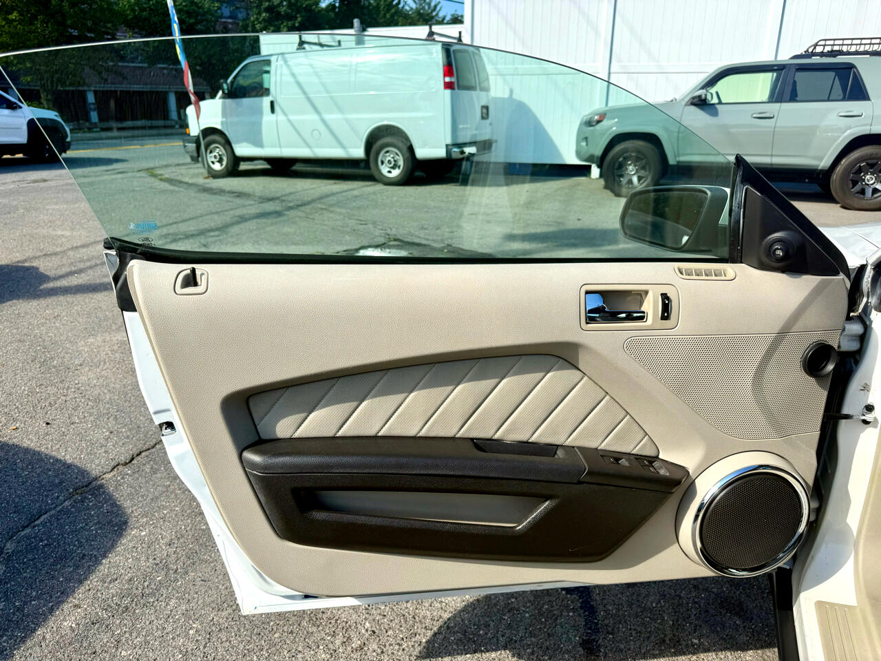 Ford Mustang V6 Convertible 2010 Ford Mustang V6 Convertible 2010