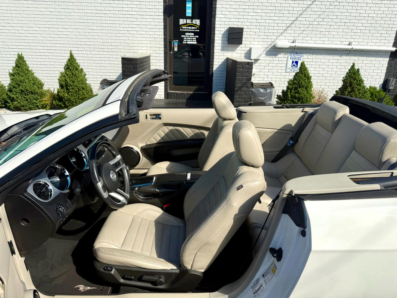 Ford Mustang V6 Convertible 2010 Ford Mustang V6 Convertible 2010