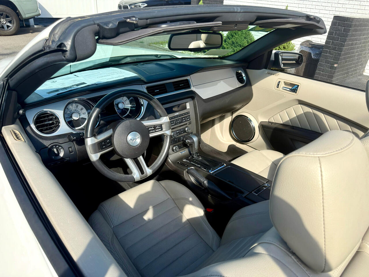 Ford Mustang V6 Convertible 2010 Ford Mustang V6 Convertible 2010