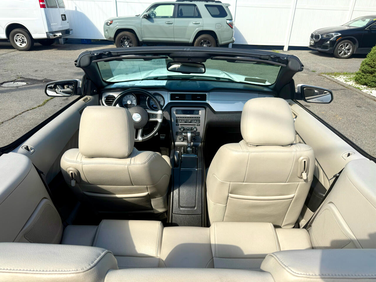 Ford Mustang V6 Convertible 2010 Ford Mustang V6 Convertible 2010