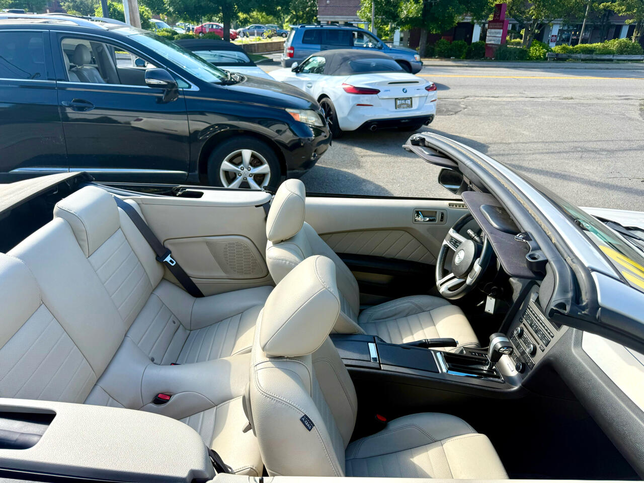 Ford Mustang V6 Convertible 2010 Ford Mustang V6 Convertible 2010