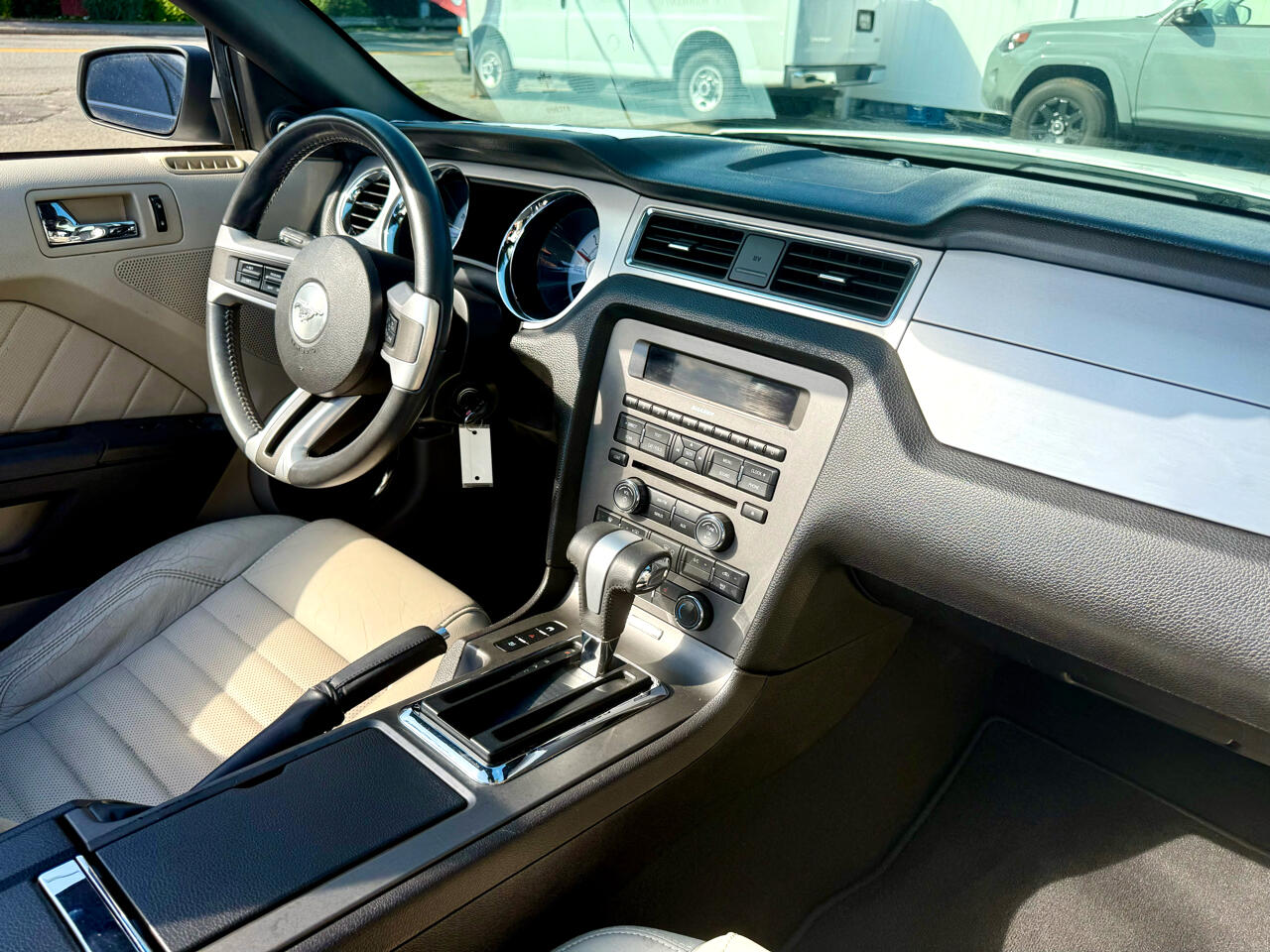 Ford Mustang V6 Convertible 2010 Ford Mustang V6 Convertible 2010