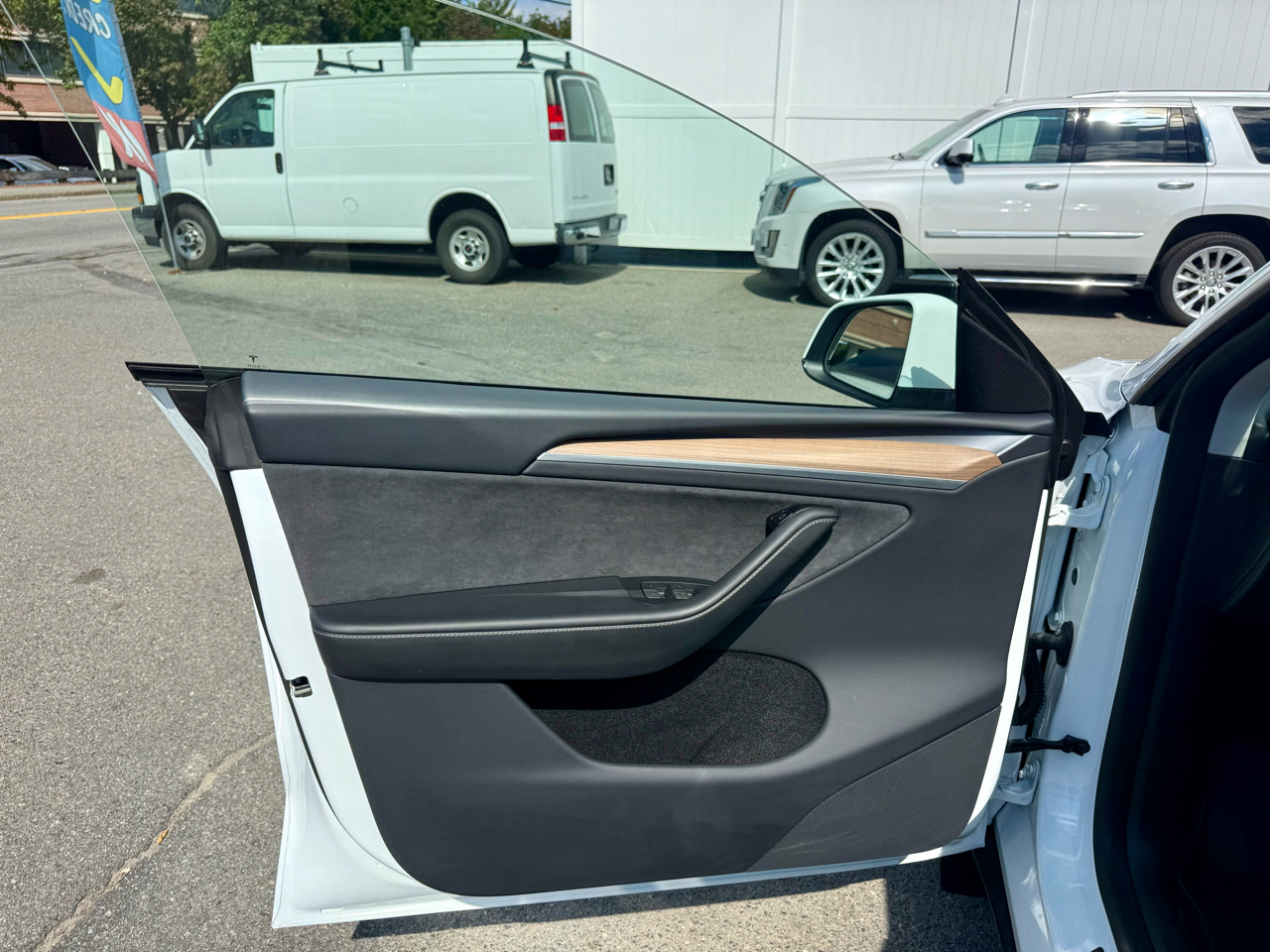Tesla Model Y Long Range 2023 Tesla Model Y Long Range 2023