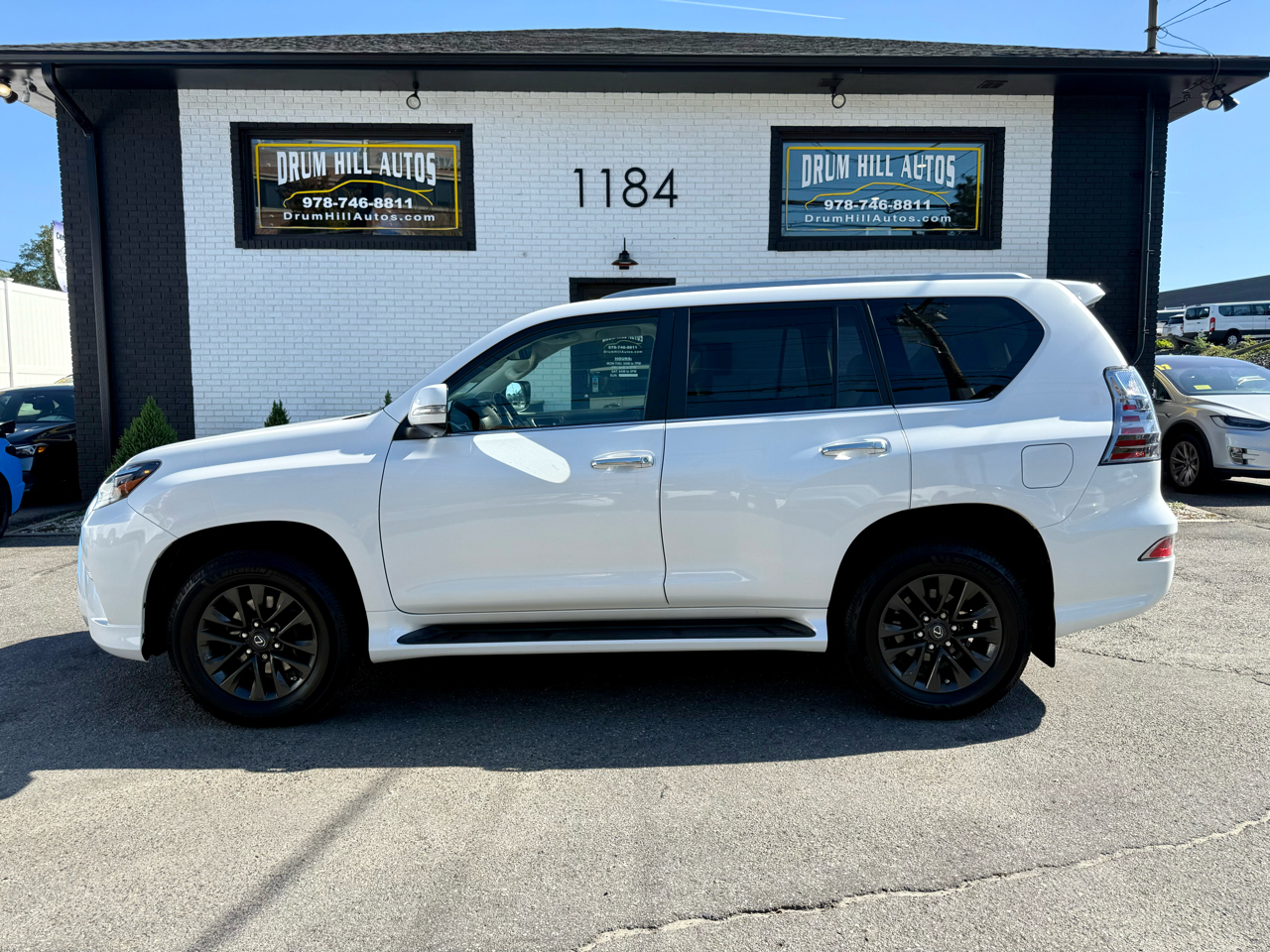 2020 Lexus GX 460 Luxury photo 2