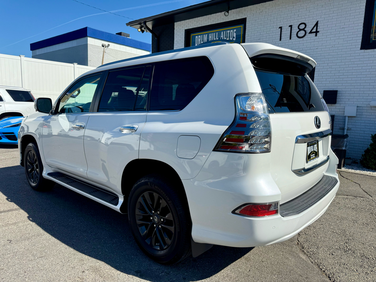2020 Lexus GX 460 Luxury photo 3